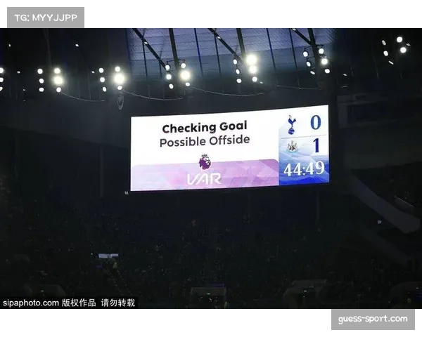 实时：热刺vs阿森纳，北伦敦德比开场十分钟内已因战术犯规出现三张黄牌